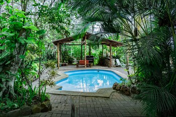 samai lodge holistic living