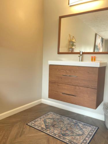 Hotel Lake Anna,Louisa>>Glenora,2 star