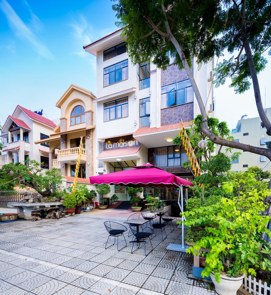 la maison da nang beach
