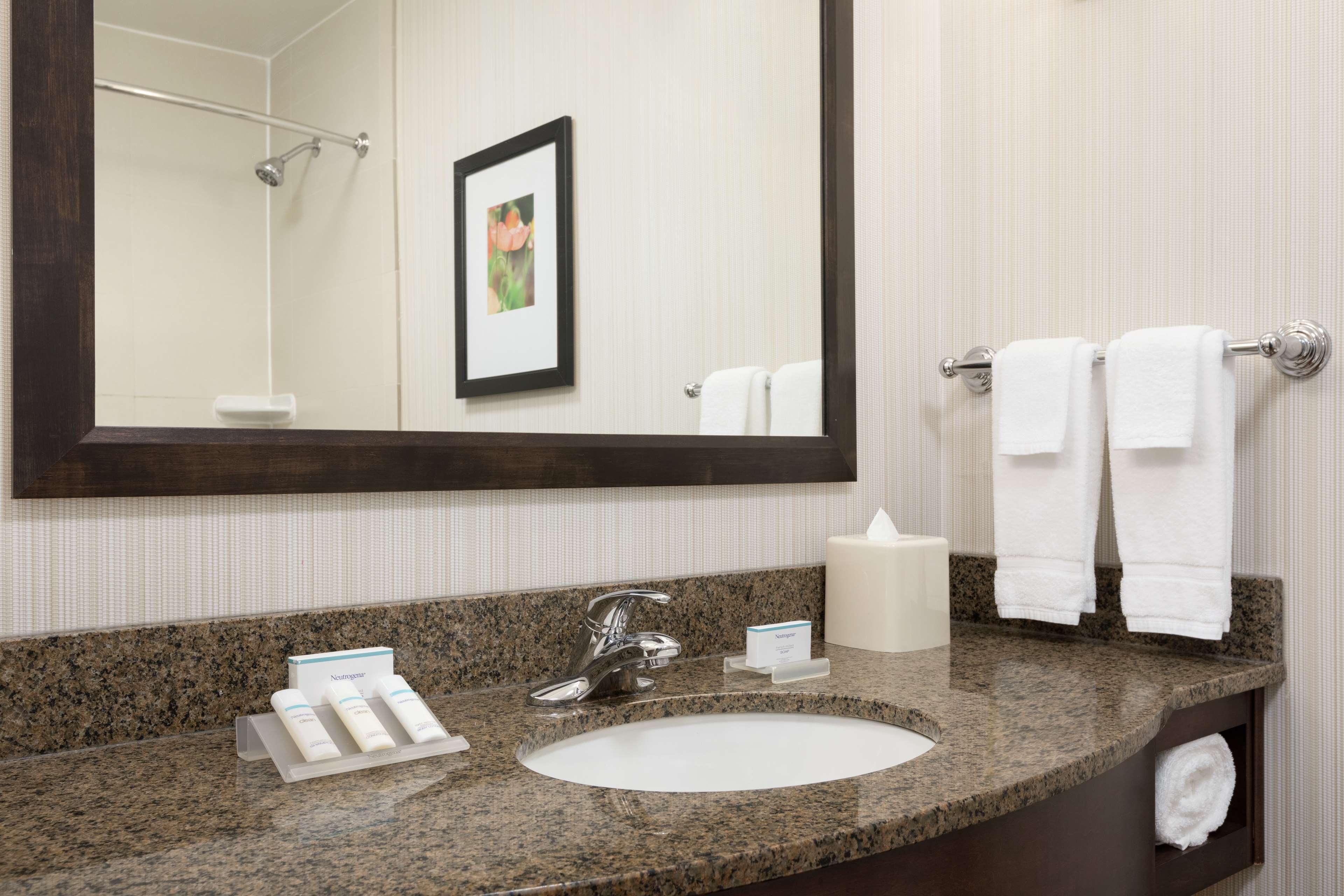 hilton garden inn stony brook
