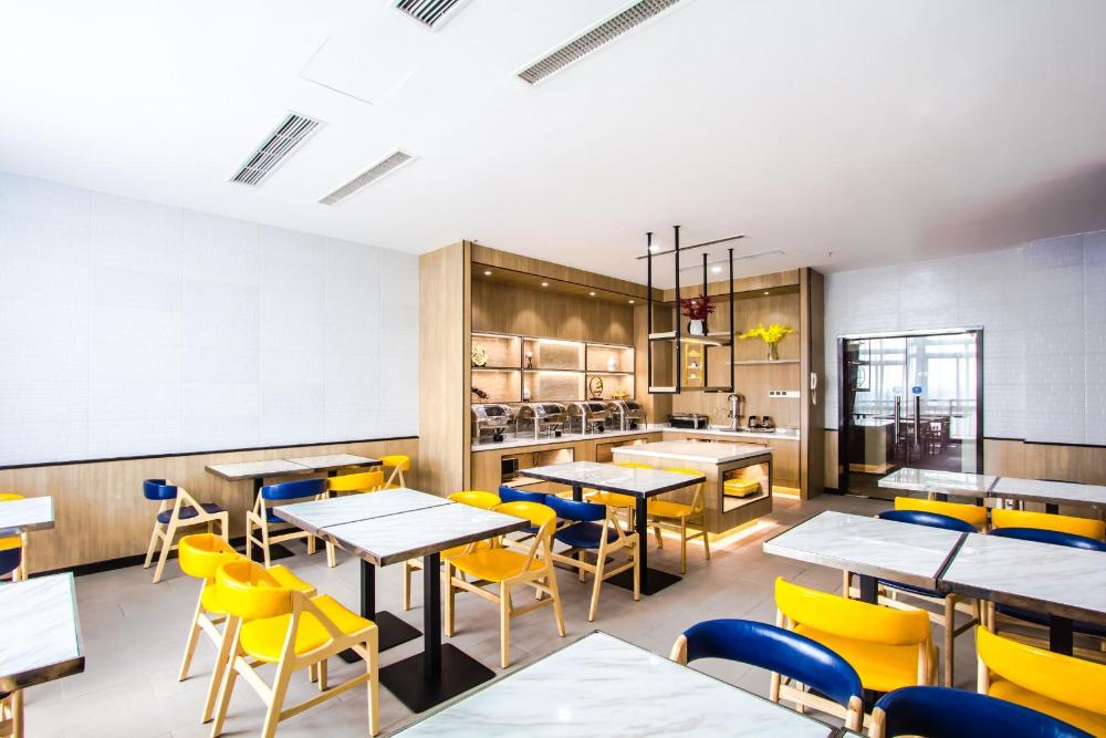 hanting hotel tongxiang xiaochang dong road