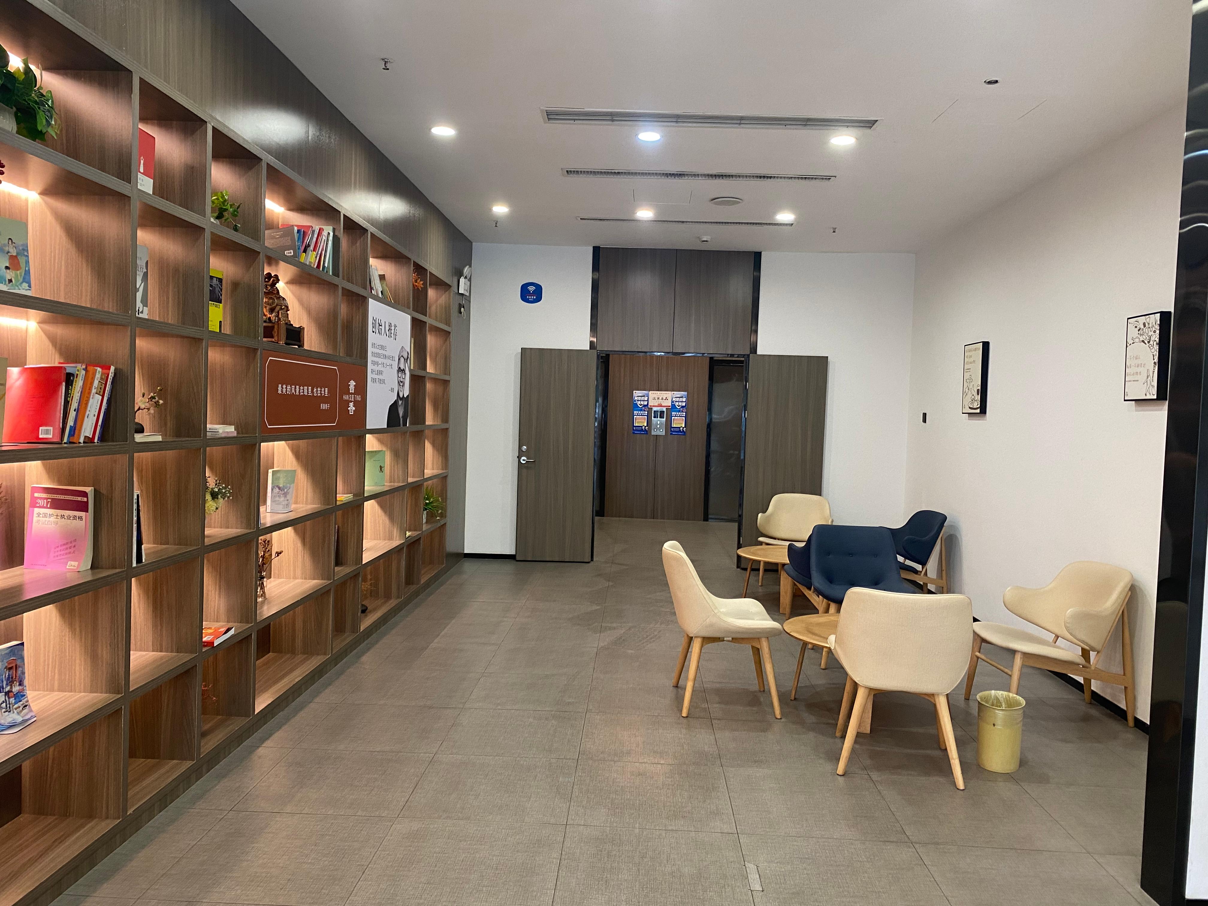 hanting hotel tongxiang xiaochang dong road