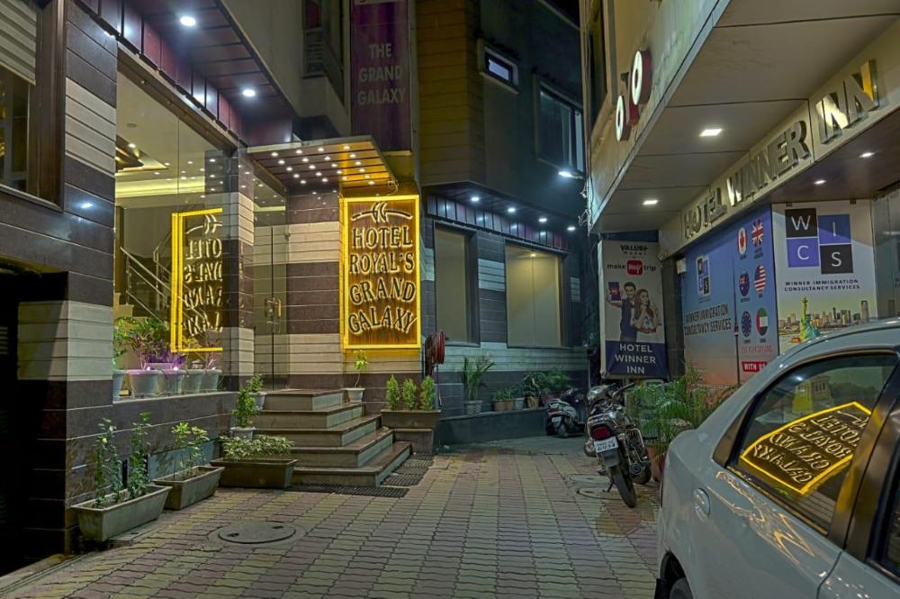 oyo 1977 hotel grand galaxy