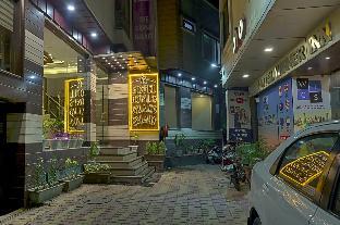 oyo 1977 hotel grand galaxy