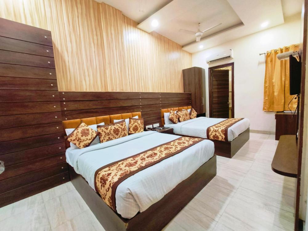 oyo 1977 hotel grand galaxy