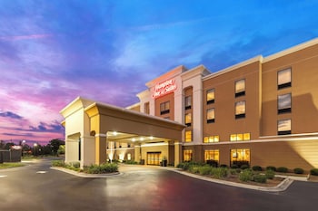 hampton inn and suites savannah airport