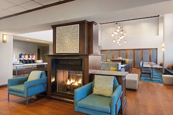 hampton inn and suites savannah airport