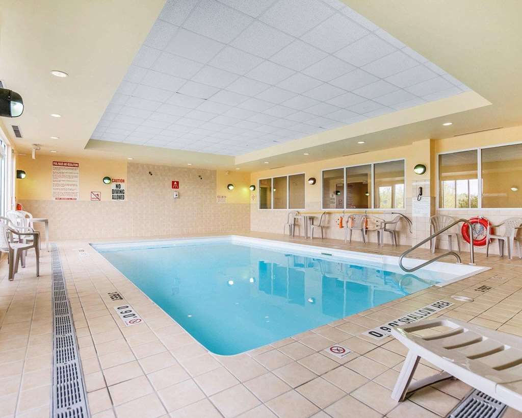 comfort inn sturgeon falls