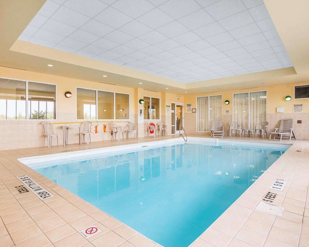 comfort inn sturgeon falls