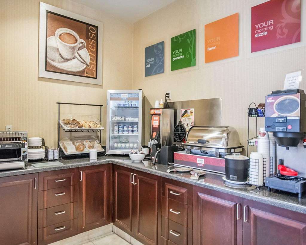 comfort inn sturgeon falls