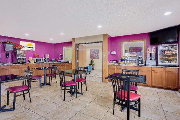 days inn by wyndham sturtevant racine mount pleasant