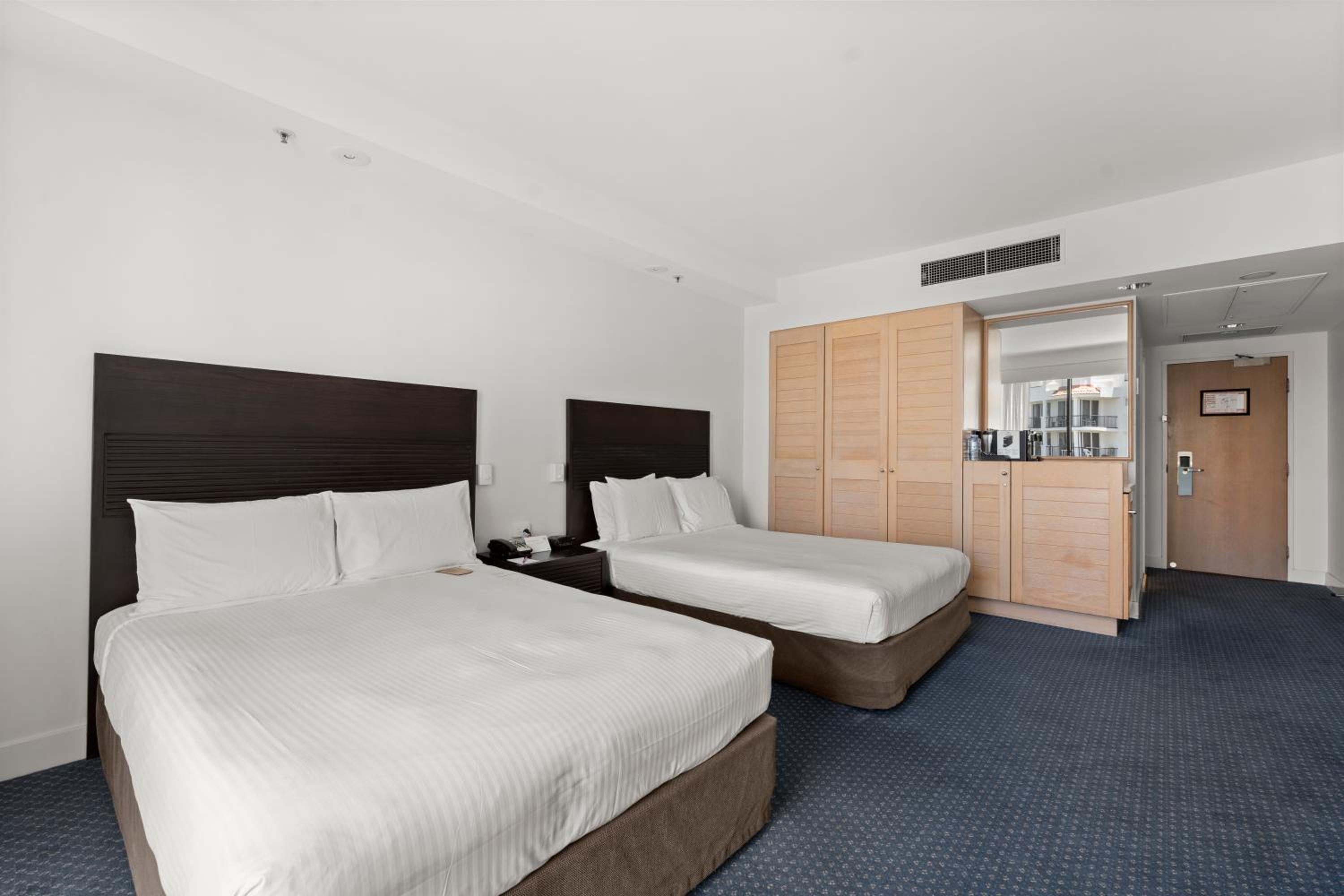 crowne plaza surfers paradise by ihg