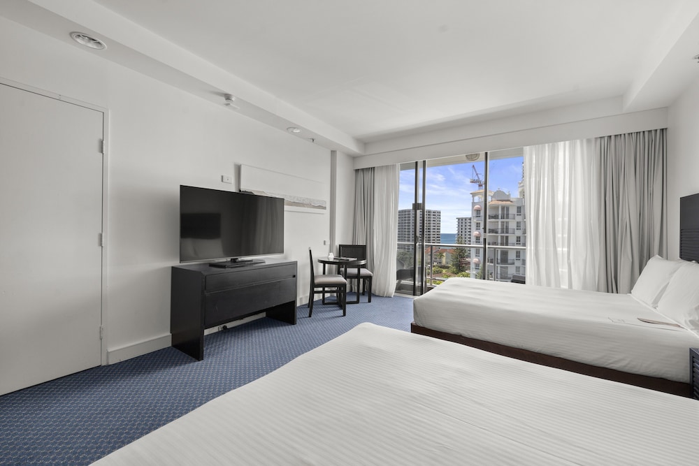 crowne plaza surfers paradise by ihg