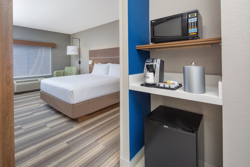 holiday inn express surprise by ihg