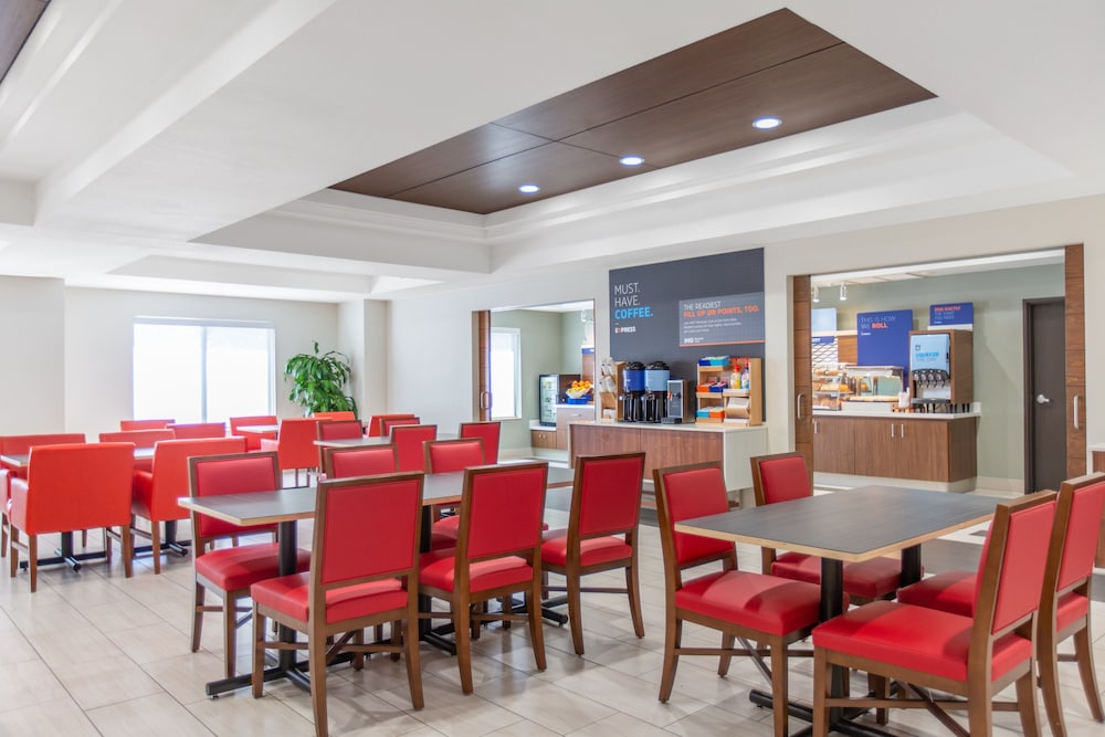 holiday inn express surprise by ihg