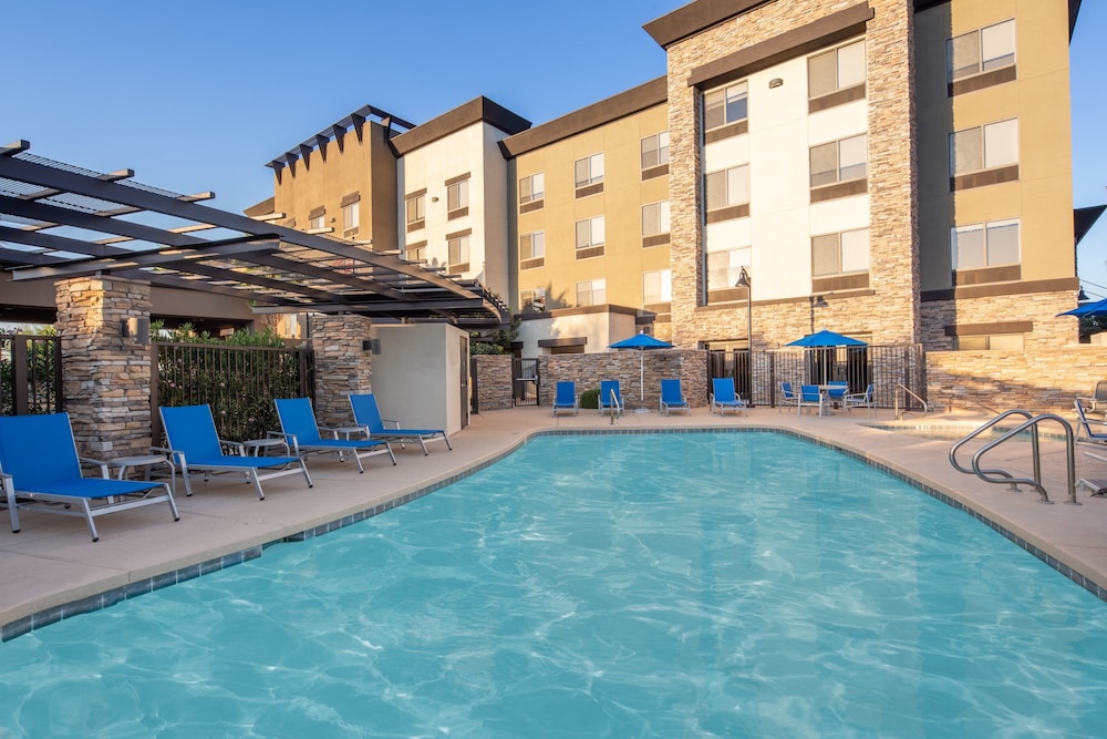 holiday inn express surprise by ihg