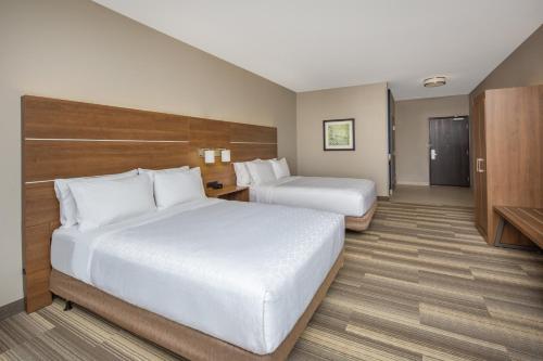 holiday inn express surprise by ihg