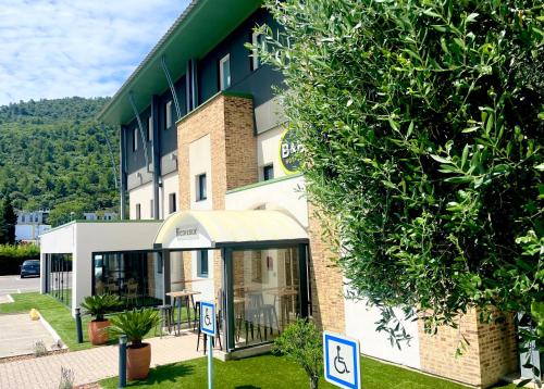 bandb hotel aubagne gemenos