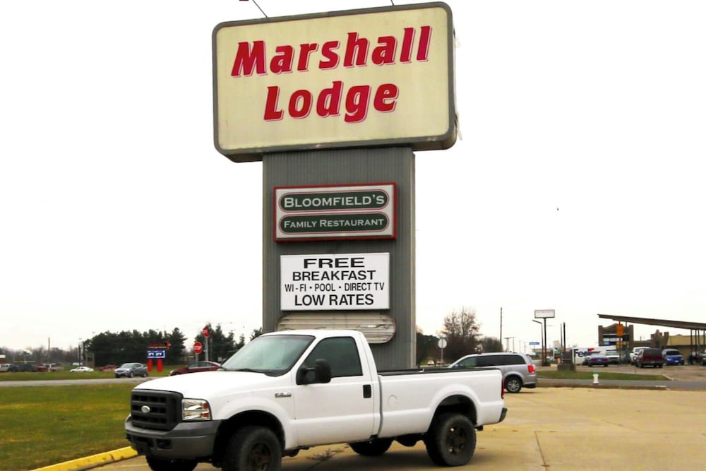 marshall lodge by oyo hwy 65