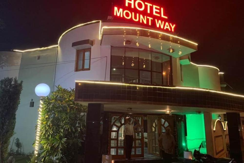 hotel mount way
