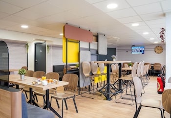 bandb hotel paris chatillon ex median