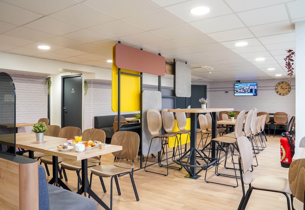 bandb hotel paris chatillon ex median