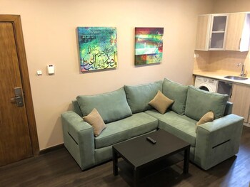 loren serviced apartment alslamah