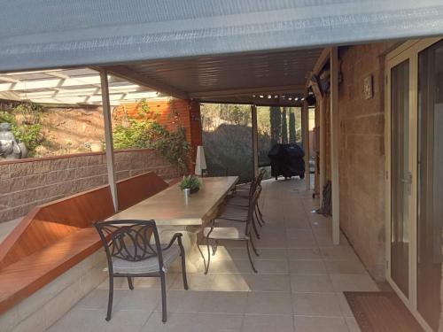 riesling trail and clare valley cottages