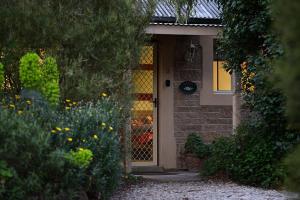 riesling trail and clare valley cottages