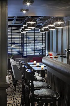 Hotel Le Cinq Hyper Centre Ville,Barberaz>>Aix-Les-Bains,4 star