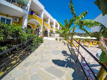 vanessa hotel