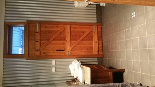 Stone Hut Cottage,In The Historical District,3 star
