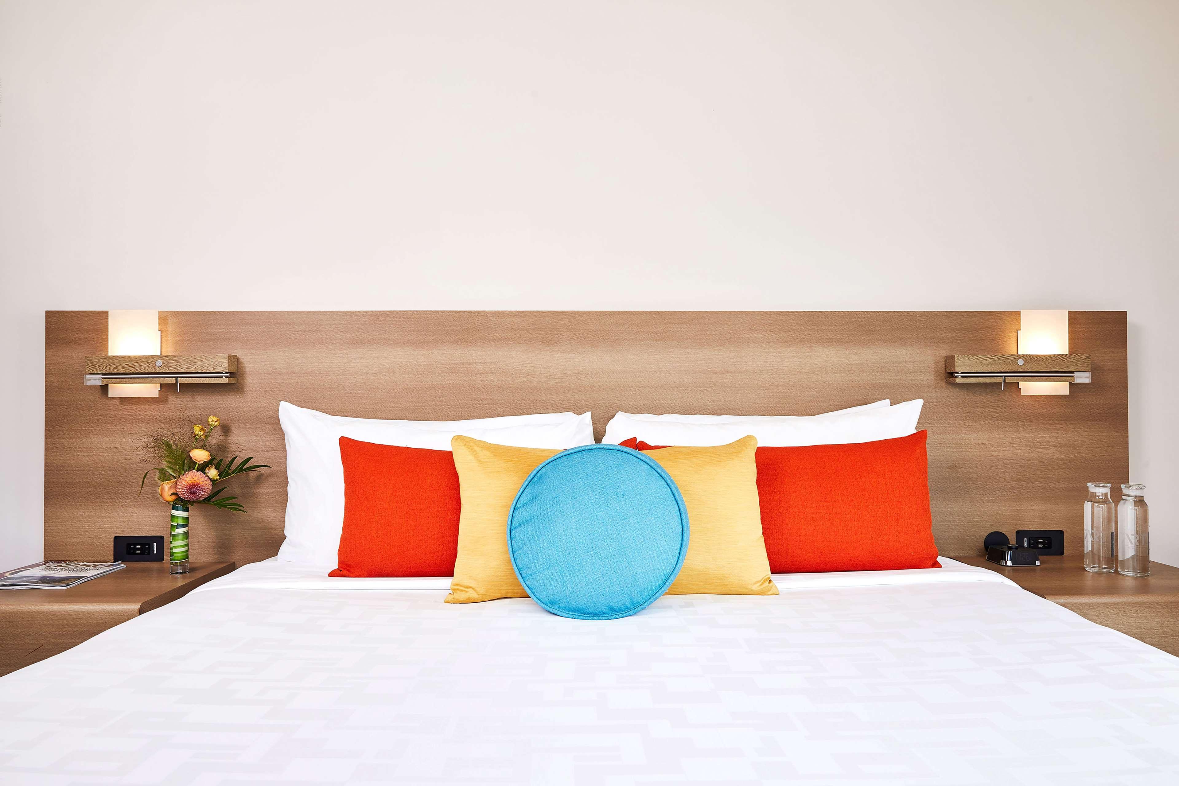 the art hotel denver curio collection by hilton