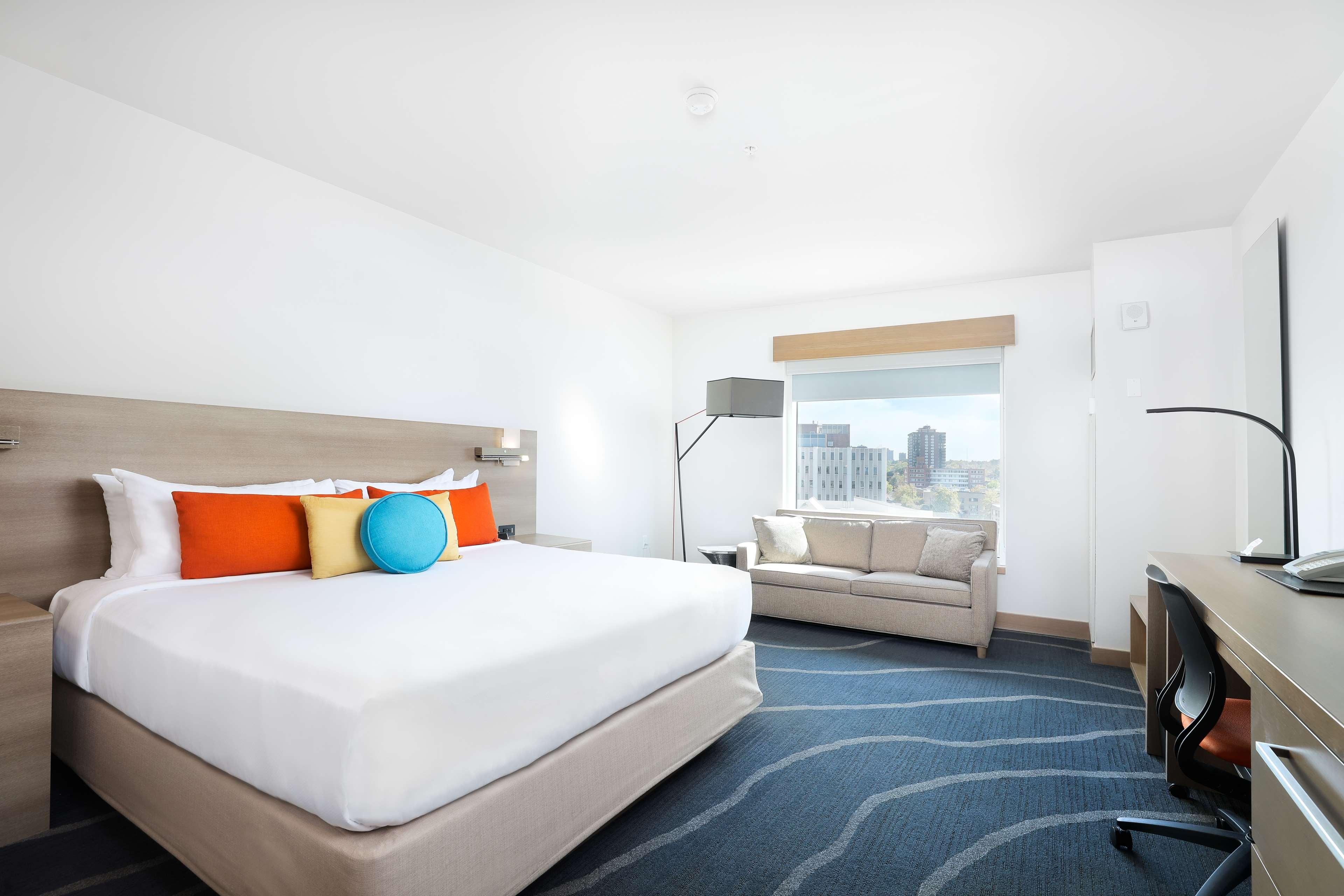 the art hotel denver curio collection by hilton