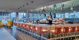 the art hotel denver curio collection by hilton