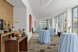 the art hotel denver curio collection by hilton