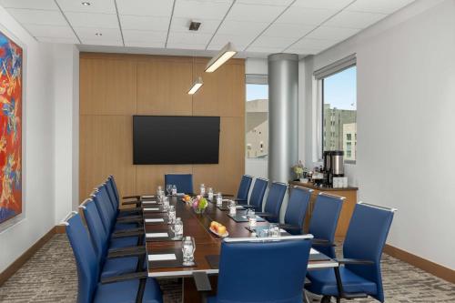 the art hotel denver curio collection by hilton