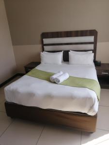 Hotel Cube,Durban>>Berea,2 star