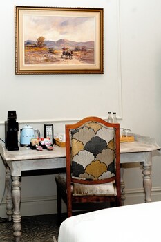 monarch hotel