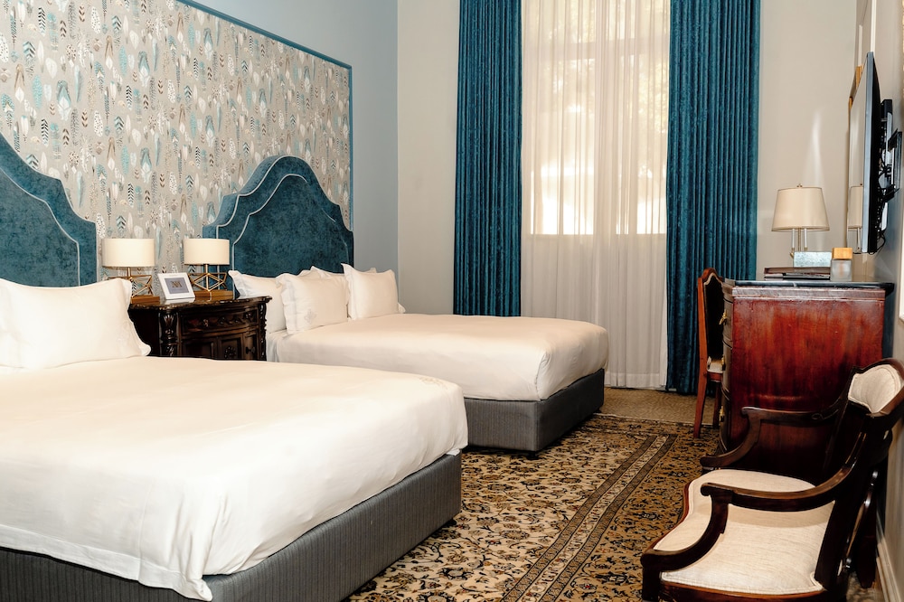 monarch hotel