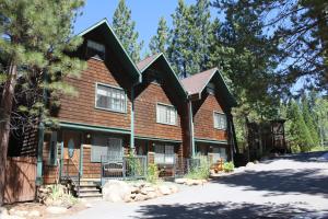 north lake lodges and villas