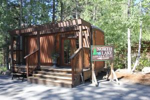north lake lodges and villas