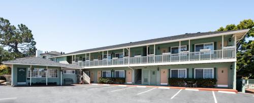 Villa Franca Inn,Monterey>>Carmel Valley,3 star