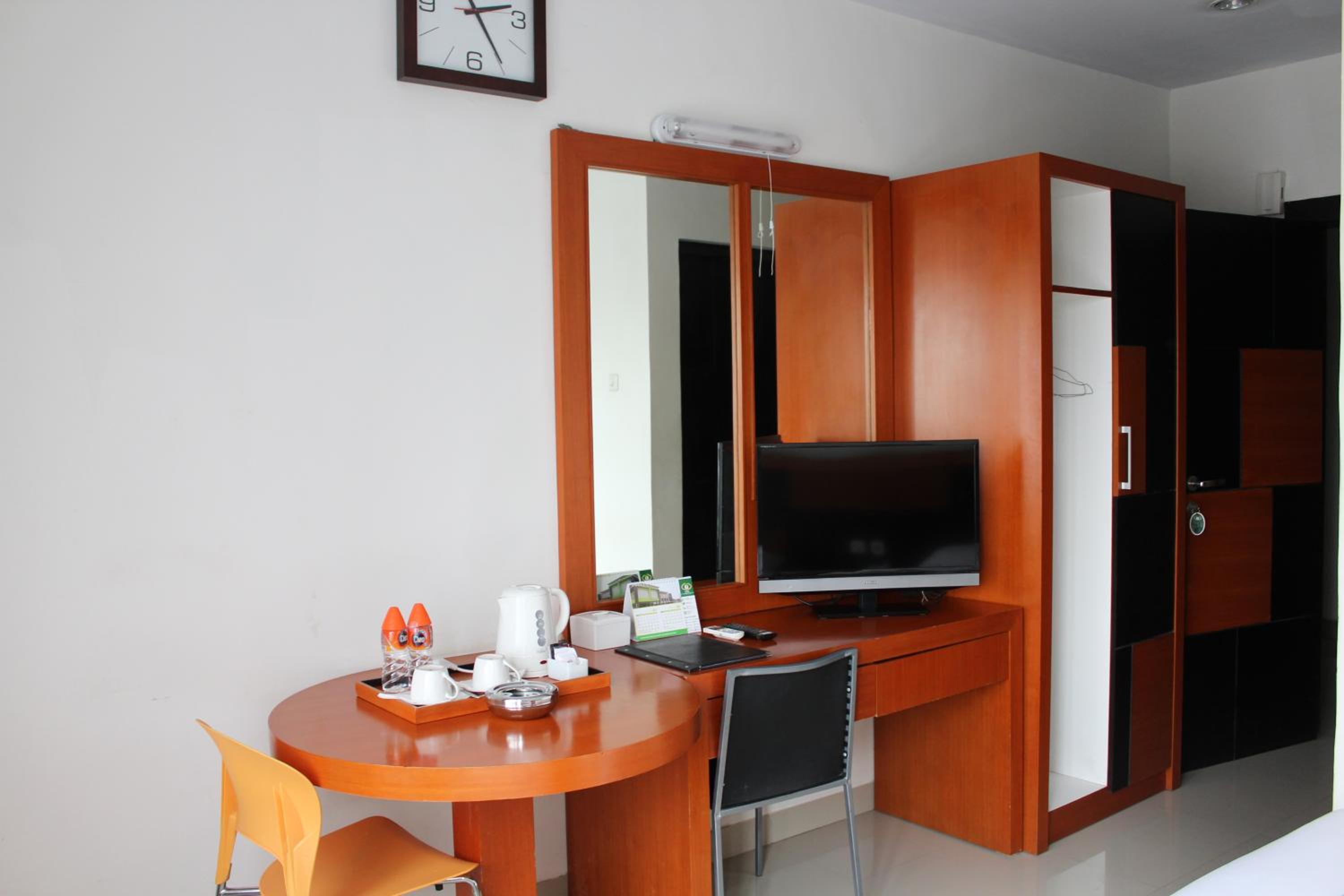 hotel grand karawang indah