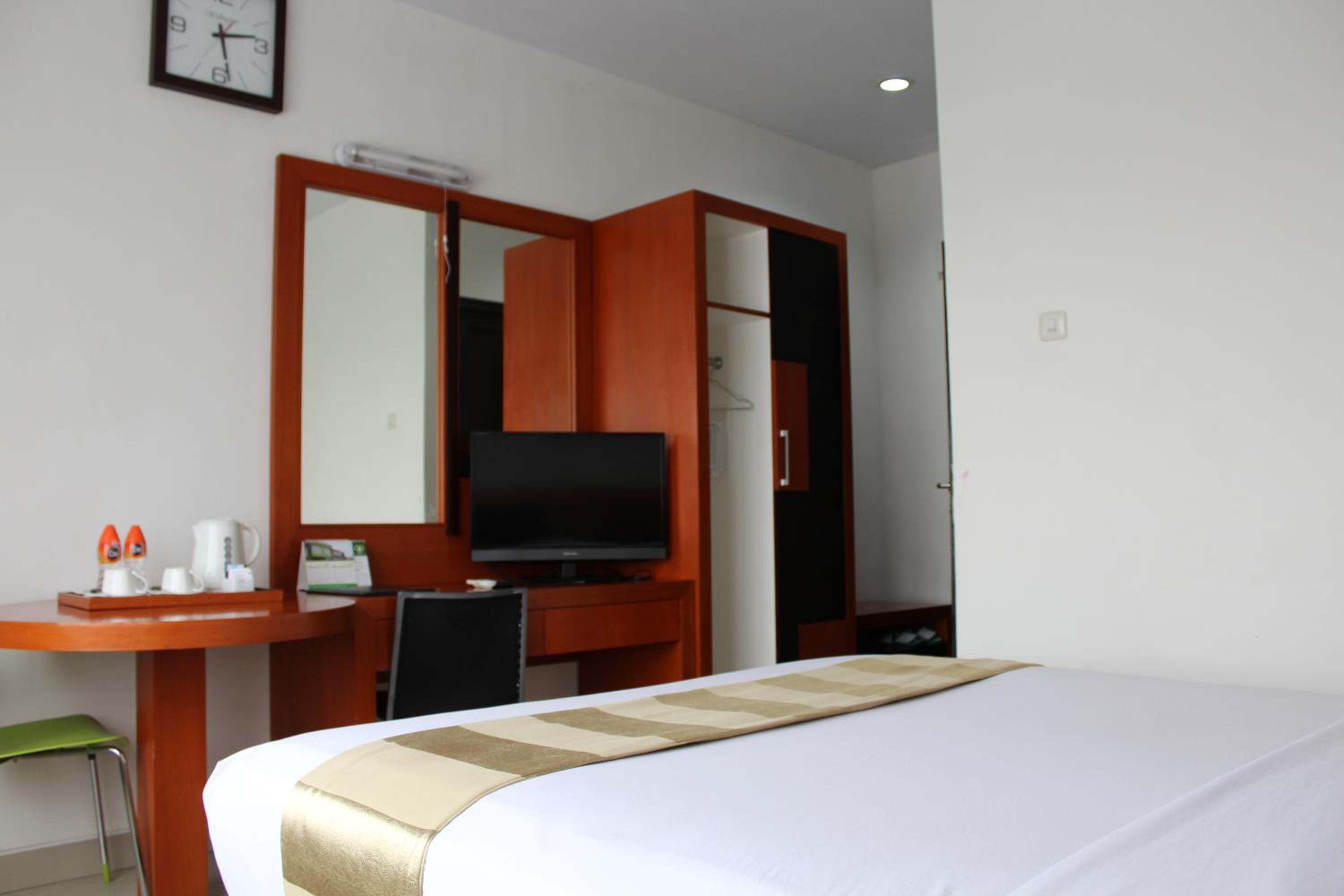hotel grand karawang indah