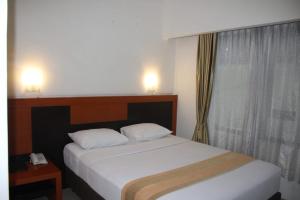 hotel grand karawang indah