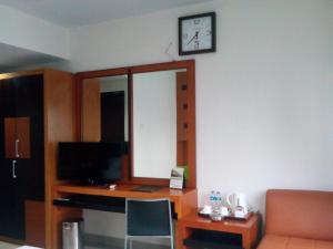 hotel grand karawang indah
