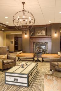 Teddy's Residential Suites New Town,Near Earl Bunyan Statue,3 star