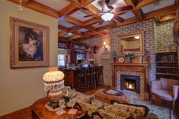 mcmillan inn bed and breakfast