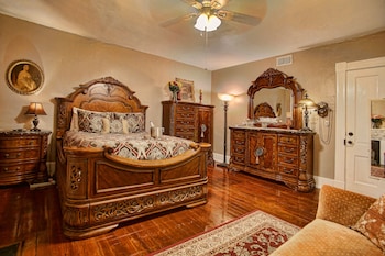 mcmillan inn bed and breakfast